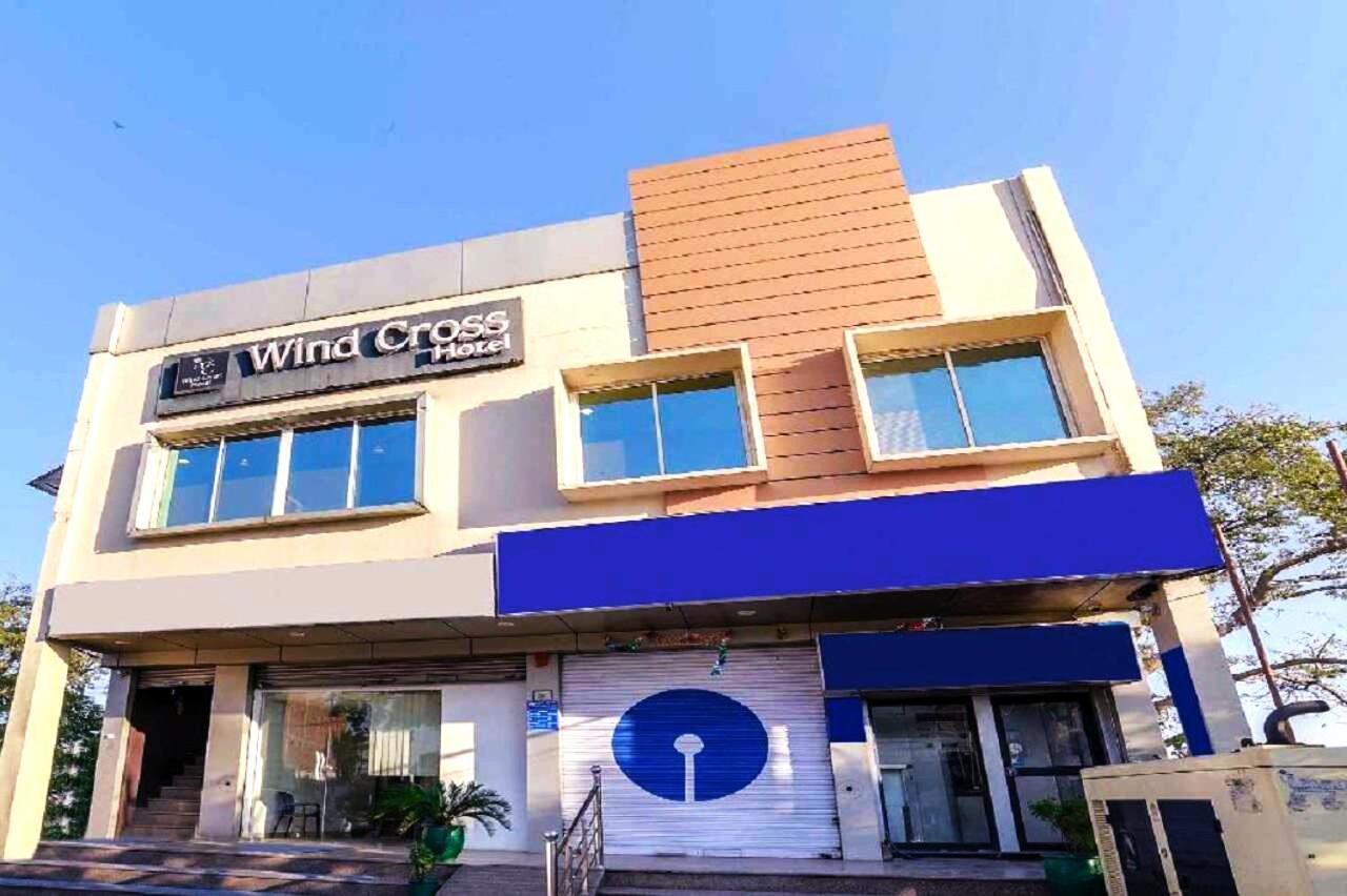 The Wind Cross Hotel Kālka Exterior photo